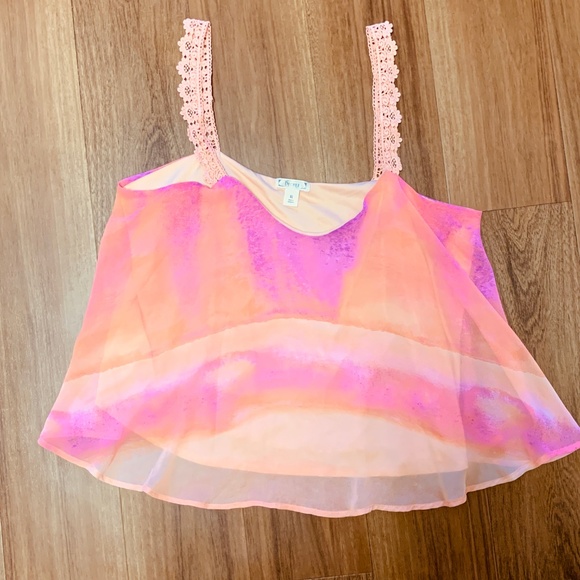 2/$20 Decree Crop Top Flowy Boho Pink Tank XL - Picture 3 of 3